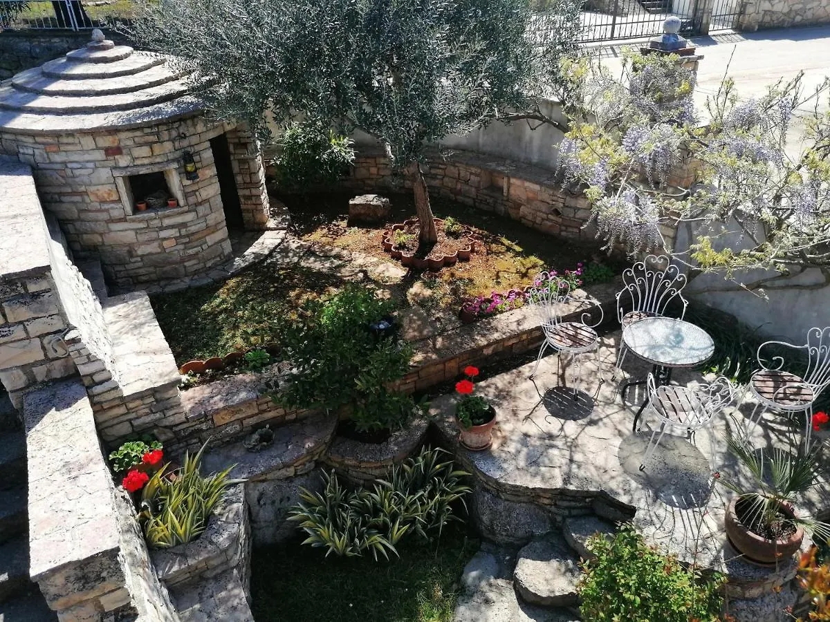 Nice Apartment Montepozzo With Private Garden Rovinj 0*,  Croatia